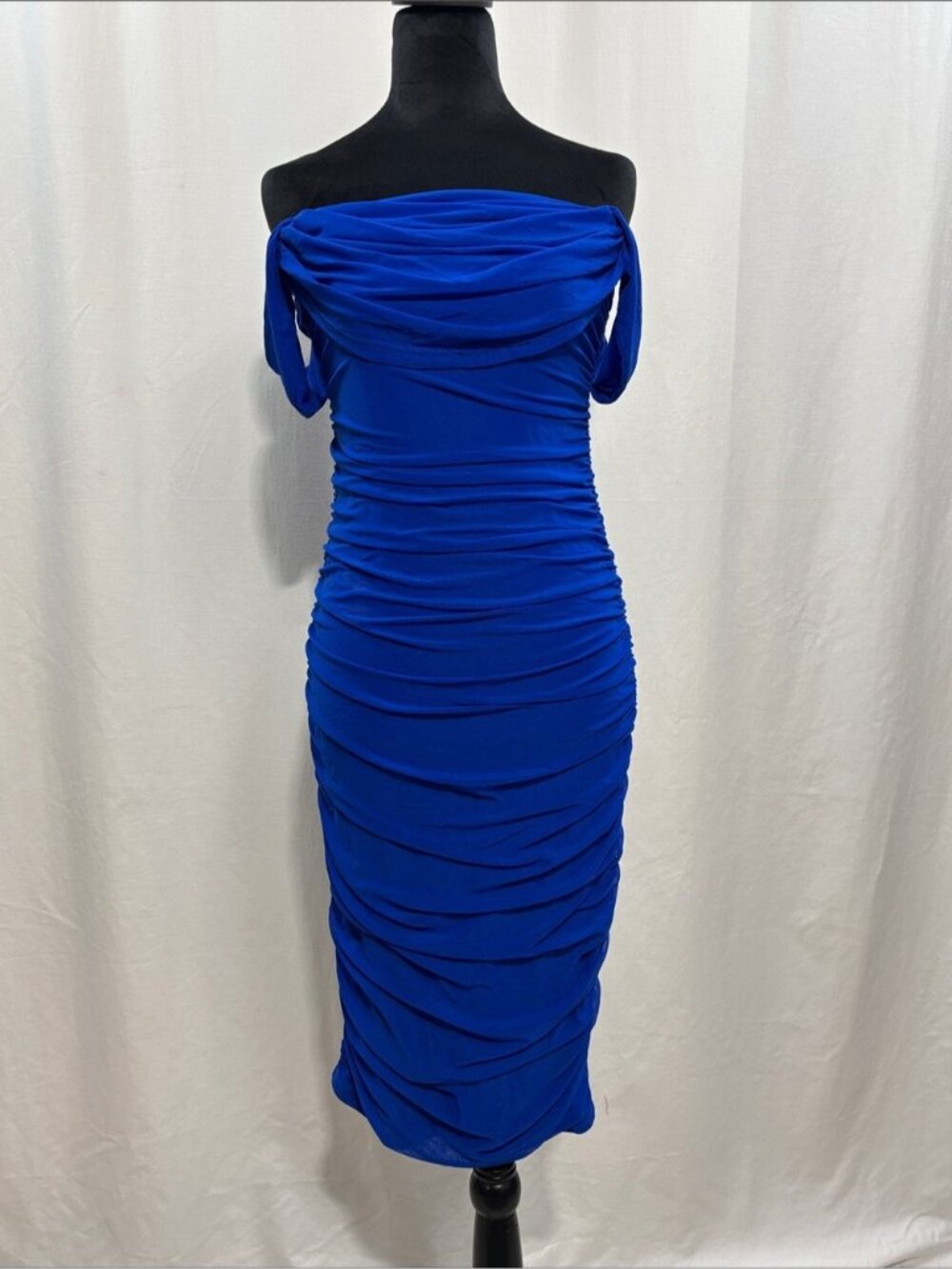 Off-Shoulder Ruched Midi Dress in Bright Blue formal wedding prom trendy party - Picture 2 of 6